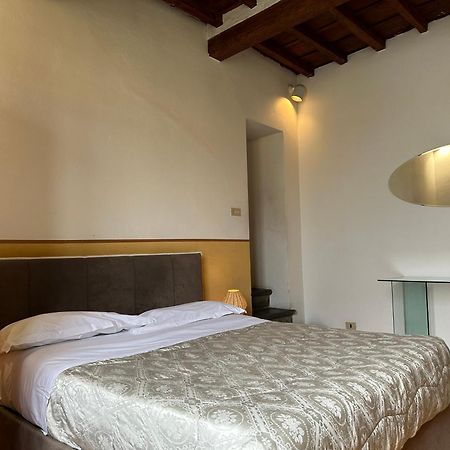 Apartamento Ponte Vecchio Tower Florencia Exterior foto